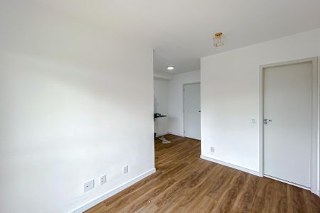 Apartamento para alugar com 37m², 2 quartos e sem vaga Apartamento para alugar com 37m², 2 quartos e sem vagaSala