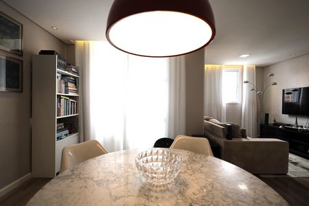 Apartamento à venda com 73m², 2 quartos e 1 vagaSala de Jantar