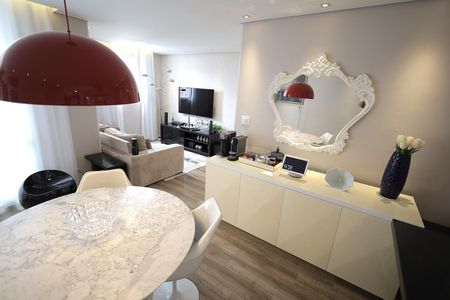 Apartamento à venda com 73m², 2 quartos e 1 vagaSala de Jantar