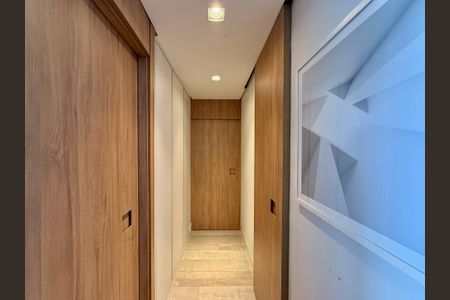 Apartamento à venda com 65m², 2 quartos e 1 vagaCorredor Quartos 