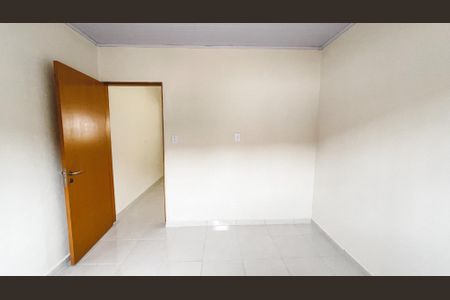 Quarto - Armários de casa para alugar com 1 quarto, 60m² em Parque Peruche, São Paulo