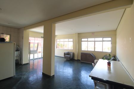 Apartamento para alugar com 48m², 2 quartos e 1 vagaSalão para festas