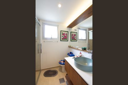 Apartamento à venda com 110m², 3 quartos e 2 vagasBanheiro