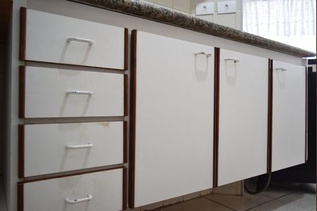 Apartamento à venda com 67m², 2 quartos e 1 vagaCozinha