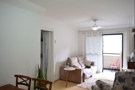 Apartamento à venda com 67m², 2 quartos e 1 vagaSala