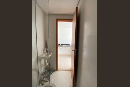 Banheiro de kitnet/studio à venda com 1 quarto, 25m² em Vila Mazzei, São Paulo