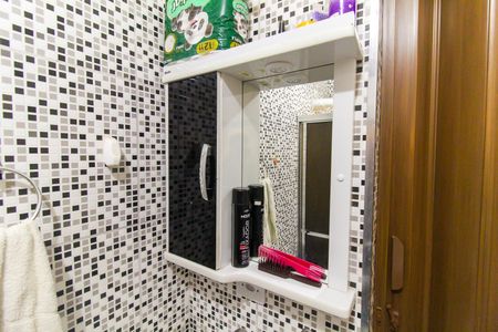 Casa à venda com 125m², 3 quartos e 2 vagasBanheiro 1