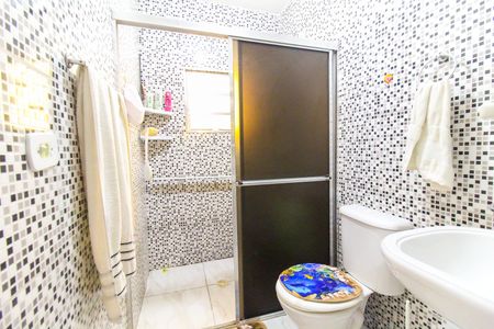 Casa à venda com 125m², 3 quartos e 2 vagasBanheiro 1