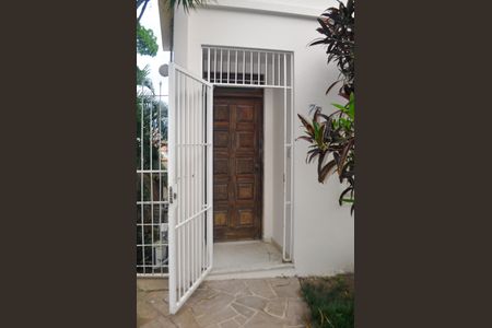 Apartamento à venda com 220m², 3 quartos e 3 vagasEntrada 