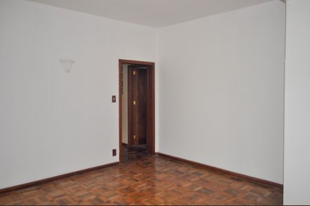 Apartamento à venda com 220m², 3 quartos e 3 vagasCopa 