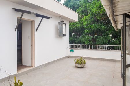 Apartamento à venda com 220m², 3 quartos e 3 vagasQuintal 