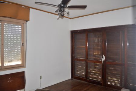 Apartamento à venda com 220m², 3 quartos e 3 vagasSuite 