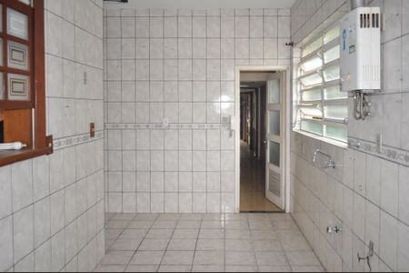 Apartamento à venda com 220m², 3 quartos e 3 vagasCozinha 