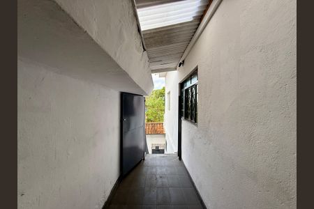 Casa para alugar com 80m², 1 quarto e sem vagaEntrada