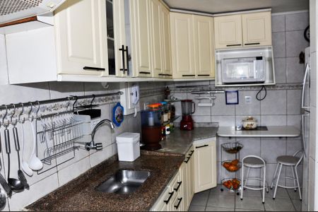 Apartamento à venda com 58m², 2 quartos e 1 vagaDetalhe - Cozinha