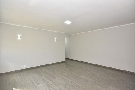 Casa para alugar com 274m², 6 quartos e 4 vagasSala