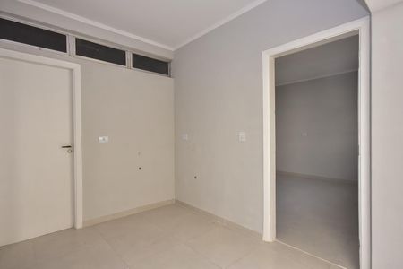 Casa para alugar com 274m², 6 quartos e 4 vagasÁrea de Serviço 