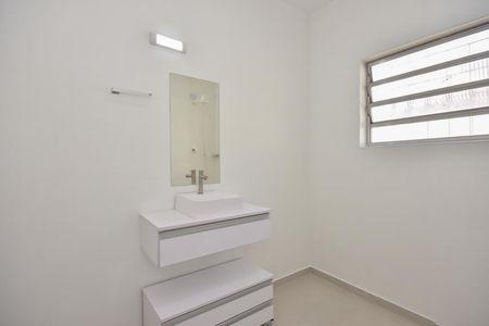 Casa para alugar com 274m², 6 quartos e 4 vagasBanheiro Suíte 2