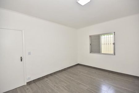 Casa para alugar com 274m², 6 quartos e 4 vagasQuarto 2