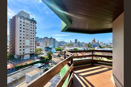 Apartamento à venda com 299m², 3 quartos e 2 vagas Apartamento à venda com 299m², 3 quartos e 2 vagasSacada