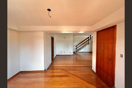 Apartamento à venda com 299m², 3 quartos e 2 vagas Apartamento à venda com 299m², 3 quartos e 2 vagasSala