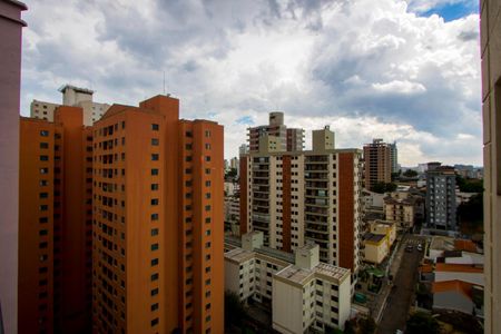 Apartamento à venda com 108m², 3 quartos e 2 vagasVista da varanda