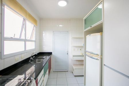 Apartamento à venda com 108m², 3 quartos e 2 vagasCozinha
