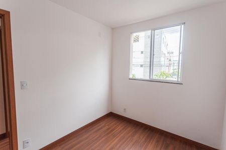 Apartamento à venda com 48m², 2 quartos e 1 vagaQuarto 2