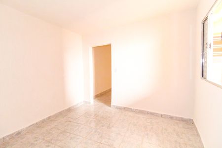 Quarto de casa para alugar com 1 quarto, 50m² em Parque Sonia, São Paulo