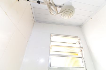 Banheiro de casa para alugar com 1 quarto, 50m² em Parque Sonia, São Paulo