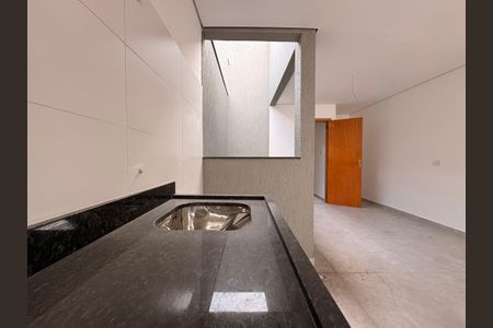 Casa à venda com 132m², 4 quartos e 2 vagasLavanderia