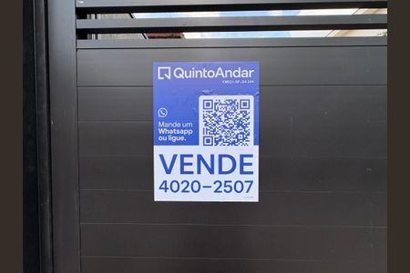 Casa à venda com 132m², 4 quartos e 2 vagasPlaquinha: IYJT-1097
