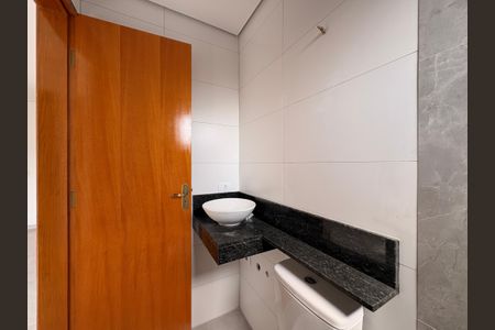 Casa à venda com 132m², 4 quartos e 2 vagasBanheiro Da suíte 2