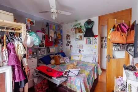 Apartamento à venda com 110m², 3 quartos e 1 vaga Apartamento à venda com 110m², 3 quartos e 1 vagaQuarto 1