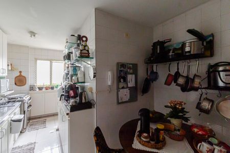 Apartamento à venda com 110m², 3 quartos e 1 vaga Apartamento à venda com 110m², 3 quartos e 1 vagaCozinha