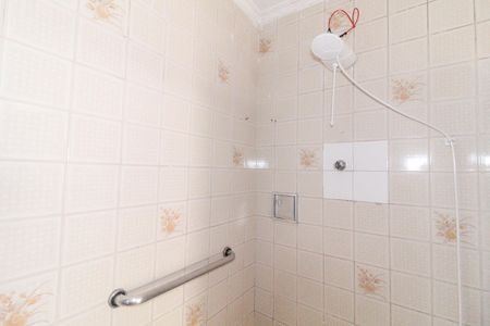 Casa para alugar com 60m², 2 quartos e 1 vaga Casa para alugar com 60m², 2 quartos e 1 vagaBanheiro