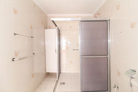 Casa para alugar com 60m², 2 quartos e 1 vaga Casa para alugar com 60m², 2 quartos e 1 vagaBanheiro