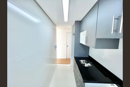 Apartamento à venda com 56m², 2 quartos e 1 vaga Apartamento à venda com 56m², 2 quartos e 1 vagaCozinha