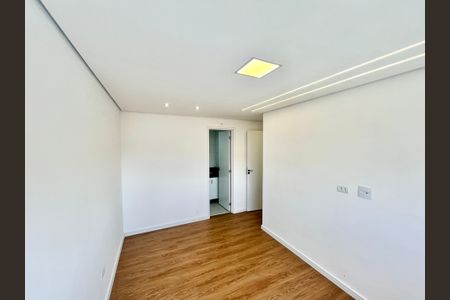 Apartamento à venda com 56m², 2 quartos e 1 vaga Apartamento à venda com 56m², 2 quartos e 1 vagaQuarto Suíte