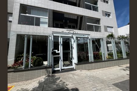 Apartamento à venda com 56m², 2 quartos e 1 vaga Apartamento à venda com 56m², 2 quartos e 1 vagaFachada