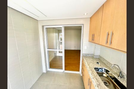 Apartamento à venda com 56m², 2 quartos e 1 vaga Apartamento à venda com 56m², 2 quartos e 1 vagaVaranda da Sala