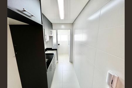 Apartamento à venda com 56m², 2 quartos e 1 vaga Apartamento à venda com 56m², 2 quartos e 1 vagaCozinha