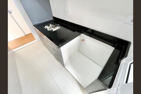 Apartamento à venda com 56m², 2 quartos e 1 vaga Apartamento à venda com 56m², 2 quartos e 1 vagaCozinha