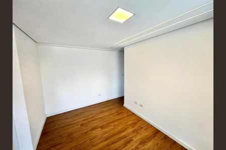 Apartamento à venda com 56m², 2 quartos e 1 vaga Apartamento à venda com 56m², 2 quartos e 1 vagaSala
