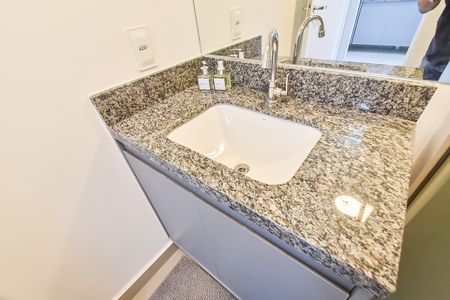 Apartamento para alugar com 35m², 1 quarto e sem vaga Apartamento para alugar com 35m², 1 quarto e sem vagaBanheiro