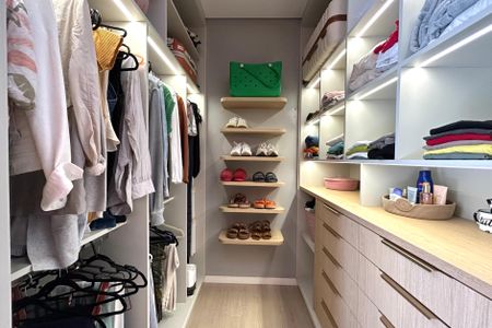 Casa para alugar com 127m², 3 quartos e 2 vagasSuíte Closet