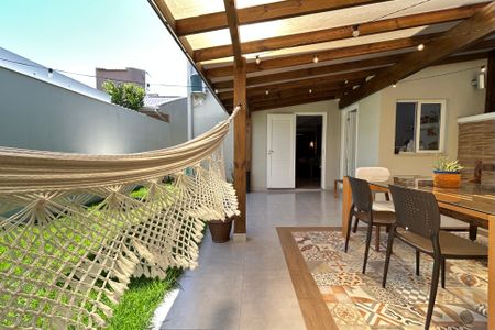 Casa para alugar com 127m², 3 quartos e 2 vagasÁrea Gourmet 