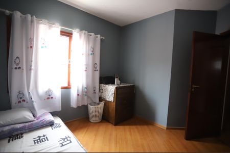 Quarto de casa para alugar com 2 quartos, 300m² em Jardim Suzano, Suzano