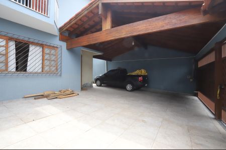 Casa para alugar com 300m², 2 quartos e 6 vagasGaragem