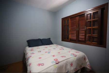 Casa para alugar com 300m², 2 quartos e 6 vagasQuarto